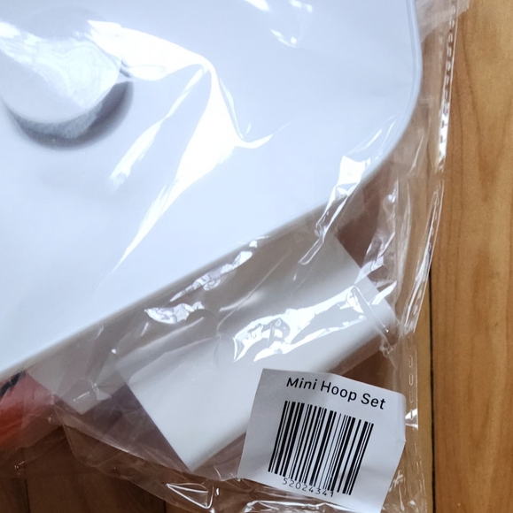 JJJJound basket ball souvenir. - Picture 6 of 6